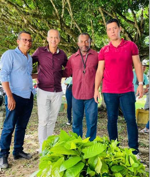 Camacã: Prefeitura chega a marca de 35 mil mudas de Cacau distribuídas para pequenos agricultores
